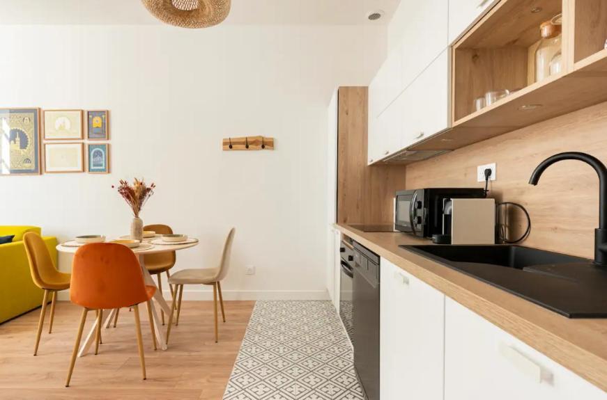 {La Petite Casa De Cezar} * Centre Ville Marseille * Clim Екстер'єр фото